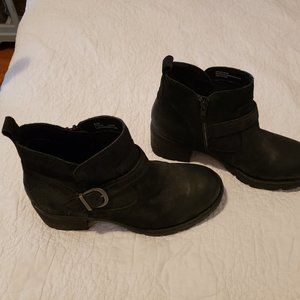 Born suede motorcycle boots
